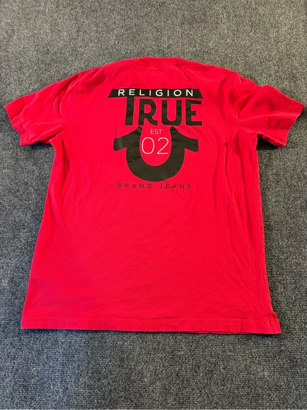 True Religion Men’s Medium Red Graphic T-Shirt Horseshoe Logo Back Print
